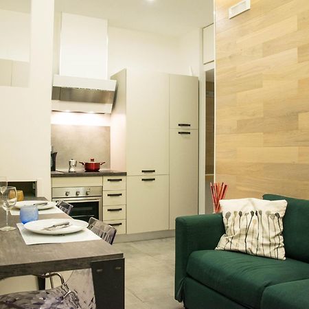 Largo Leopardi Modern Apartment Rome Luaran gambar